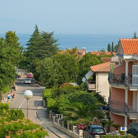 Apartman Adria Malinska Bagian luar foto