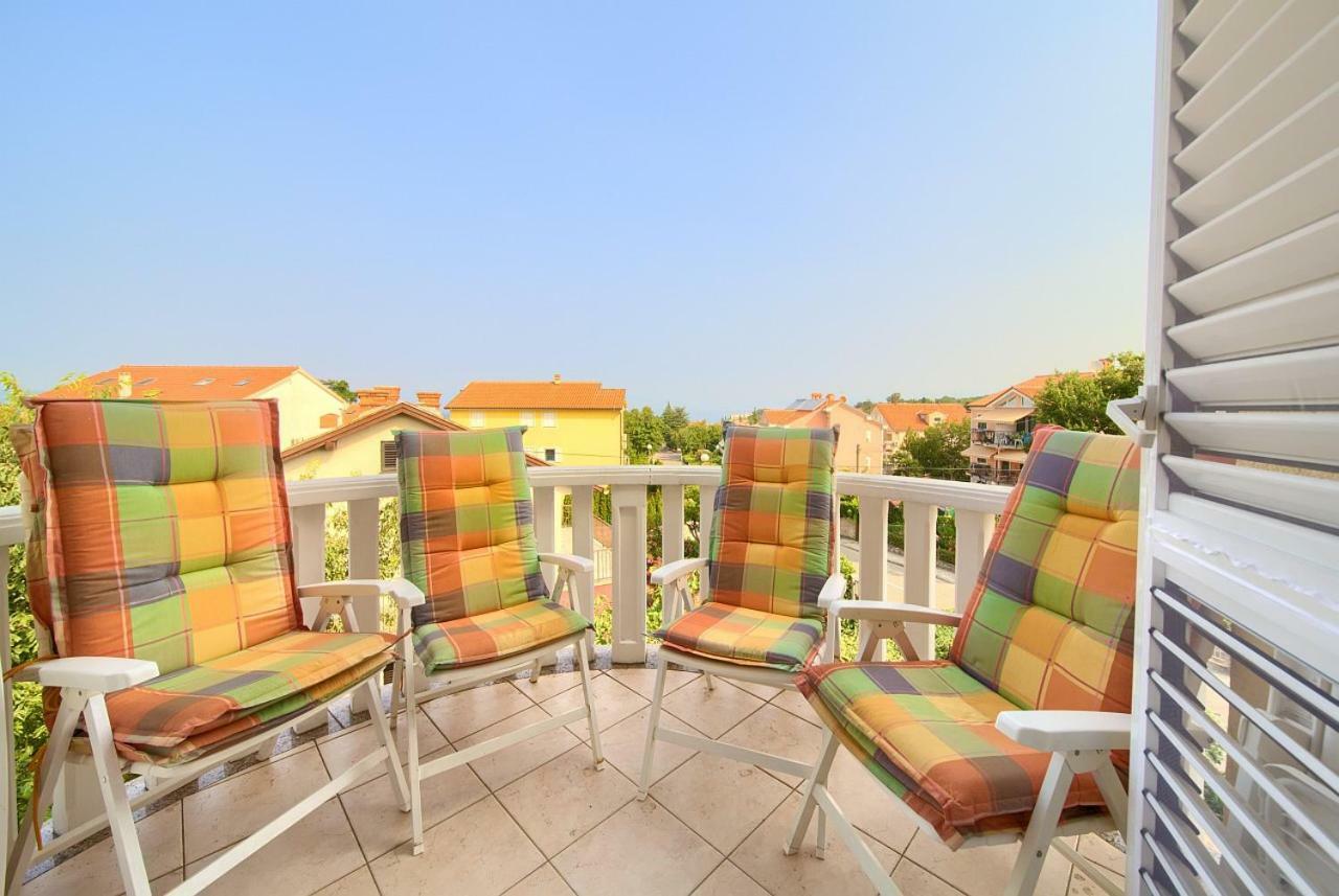 Apartman Adria Malinska Bagian luar foto