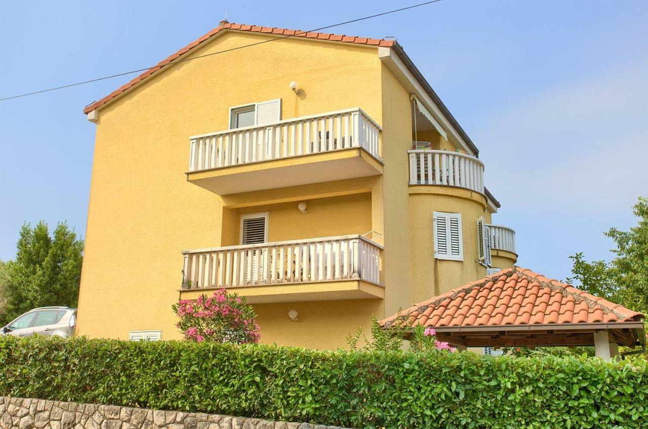 Apartman Adria Malinska Bagian luar foto